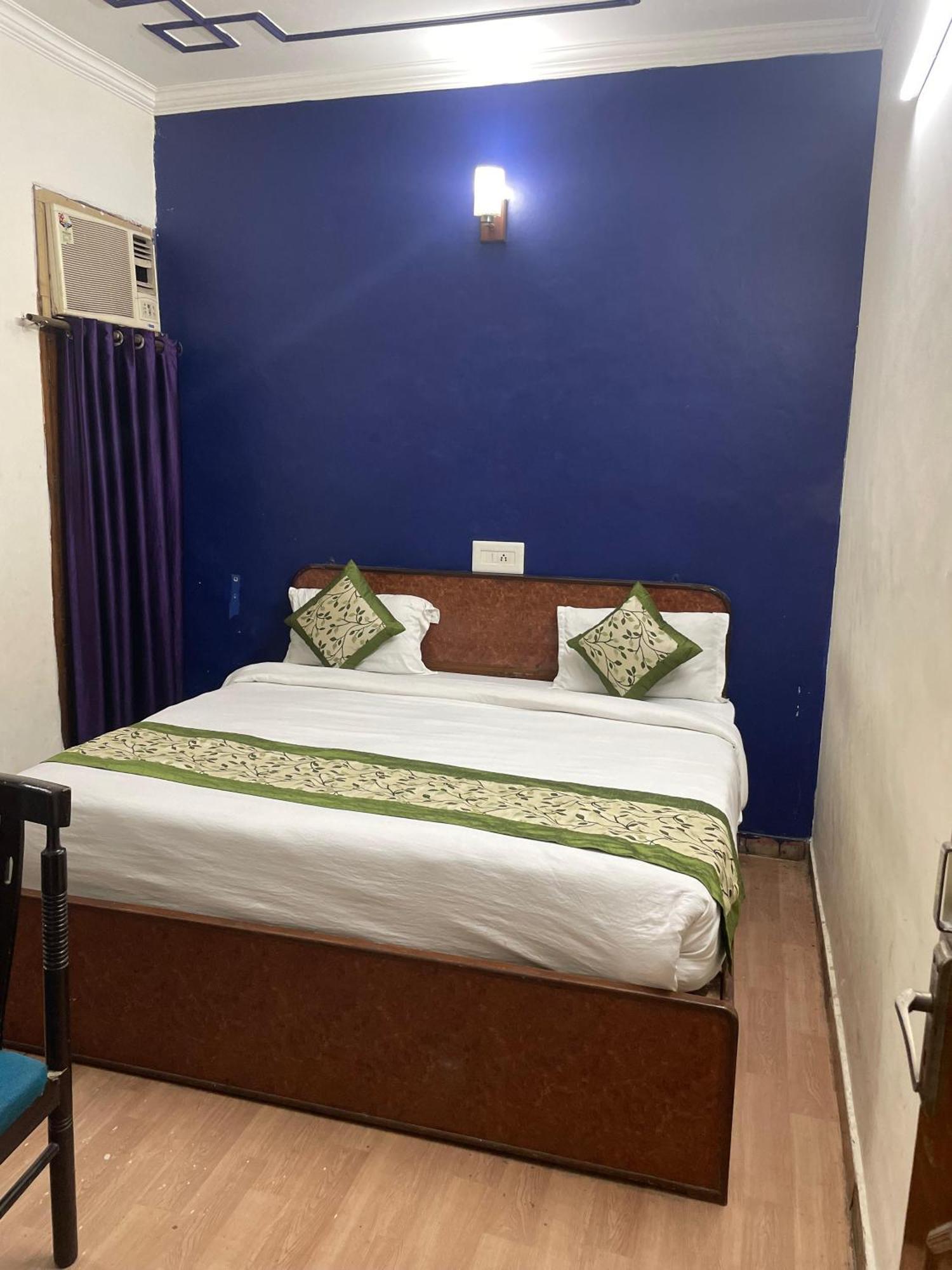 S R Plaza At Delhi Airport Hotel New Delhi Bagian luar foto